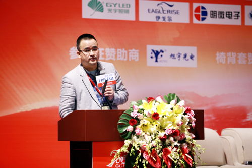 華燦光電：倒裝的春天 市場(chǎng)“芯”格局初顯.png